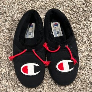 Champion Shoes | Champion Sweat Shirt Slippers Red and Black Size 10 Mens. Condition 810 | Color: Black/Red | Size: 10 | Pm-58717056's Closet